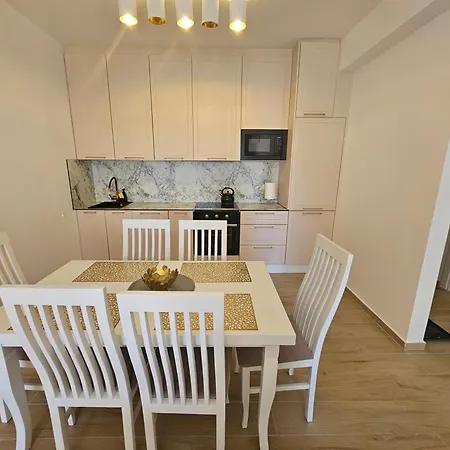 Jusal Sea View Appartement *